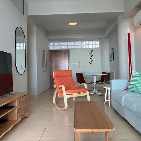 Apartament Breathtaking Sea And Marina View Center 2 Bdr Larnaca