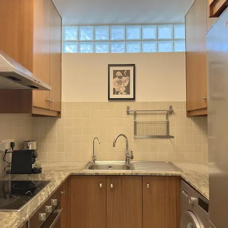 Breathtaking Sea And Marina View Center 2 Bdr Apartamento