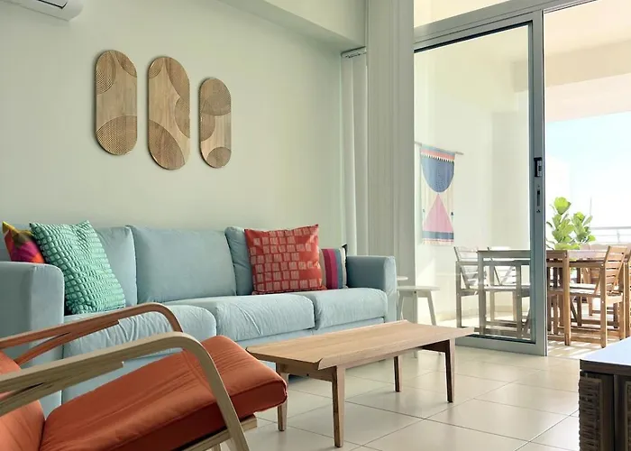 Διαμέρισμα Breathtaking Sea And Marina View Center 2 Bdr Λάρνακα