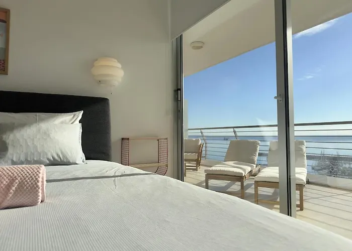 Breathtaking Sea And Marina View Center 2 Bdr Διαμέρισμα Λάρνακα