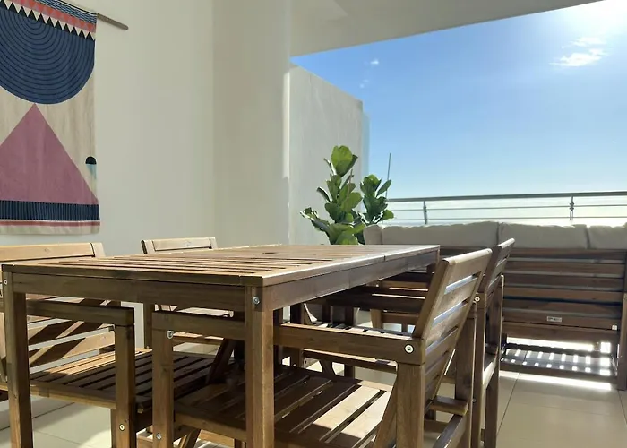 Breathtaking Sea And Marina View Center 2 Bdr Διαμέρισμα