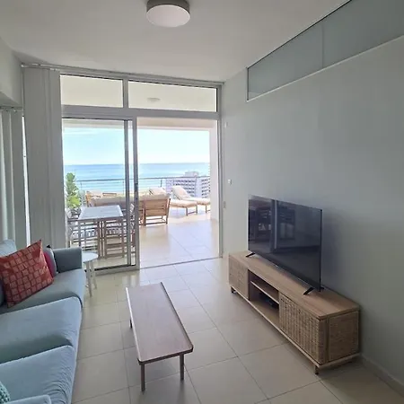 Lejlighed Breathtaking Sea And Marina View Center 2 Bdr Larnaca